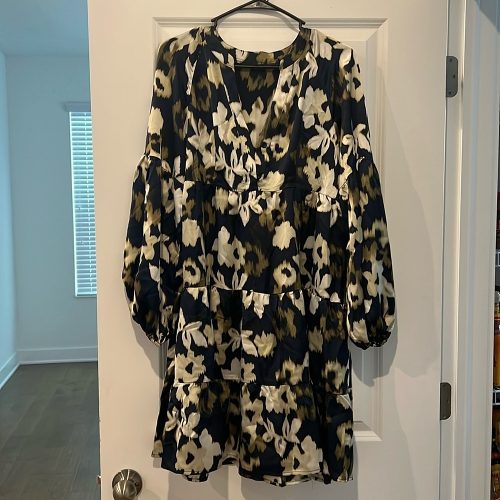 SHEIN size M never worn silky dress